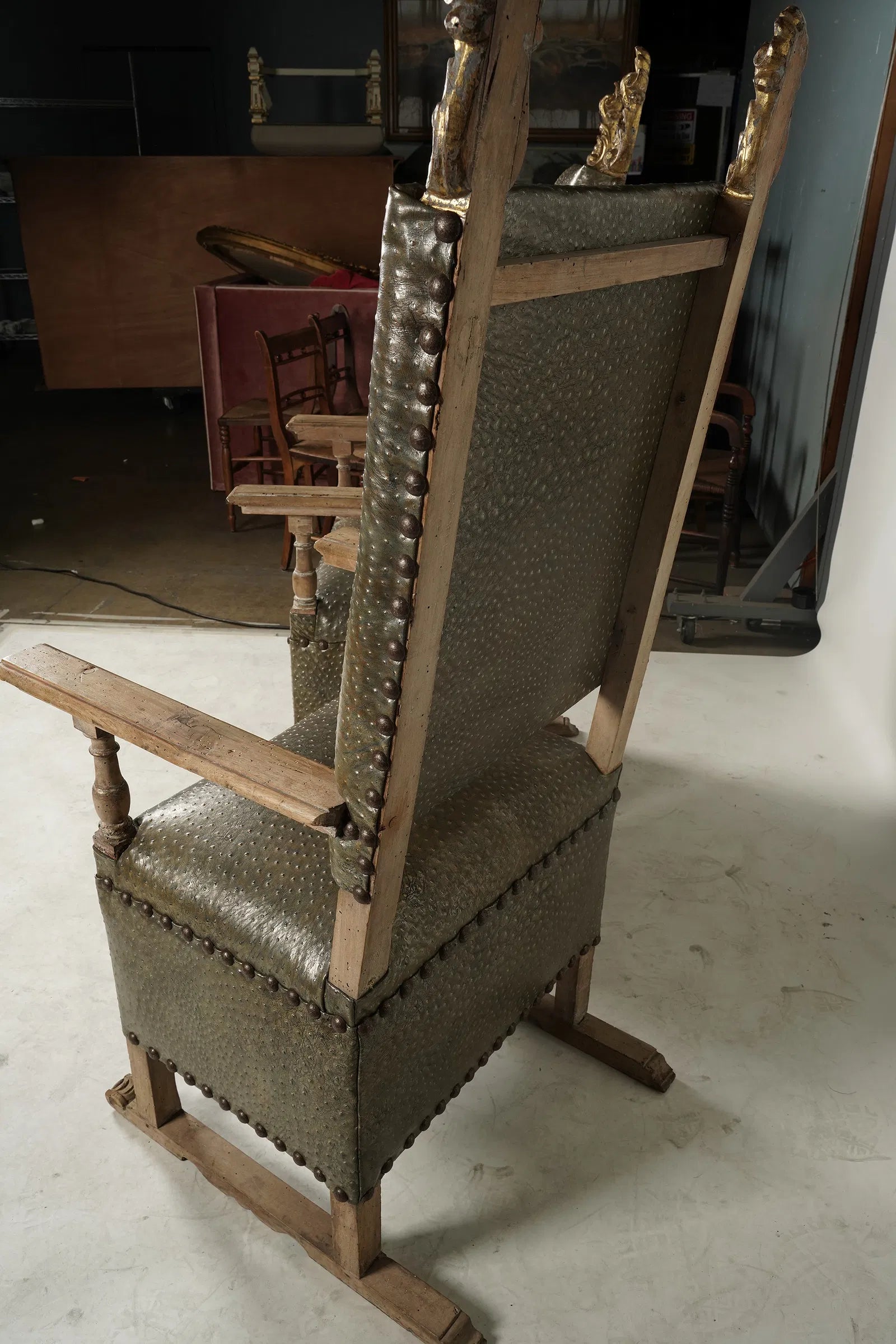 AF2-073: Antique Pair Spanish Colonial Carved Walnut Throne Hall Chairs 18th Century