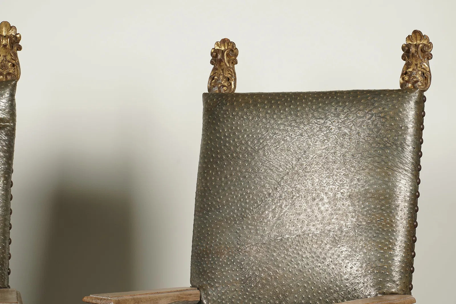 AF2-073: Antique Pair Spanish Colonial Carved Walnut Throne Hall Chairs 18th Century