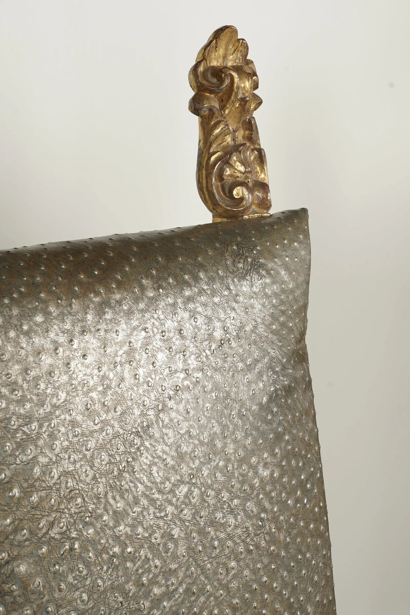 AF2-073: Antique Pair Spanish Colonial Carved Walnut Throne Hall Chairs 18th Century