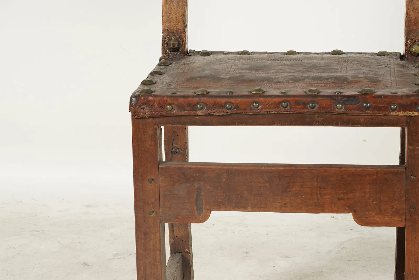 AF2-074: Antique Pair Spanish Colonial Tooled Leather Walnut Side Chairs Early 19th Century