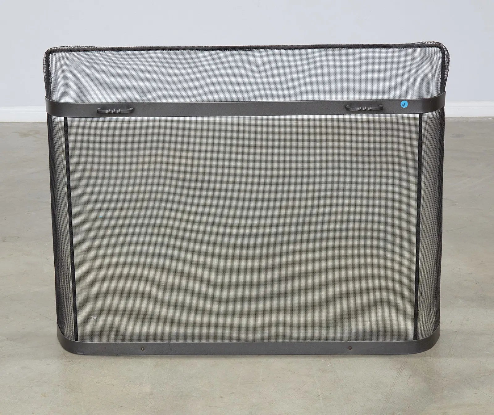 AA3-045: Hand Forged Wrought Iron Fireplace Screen