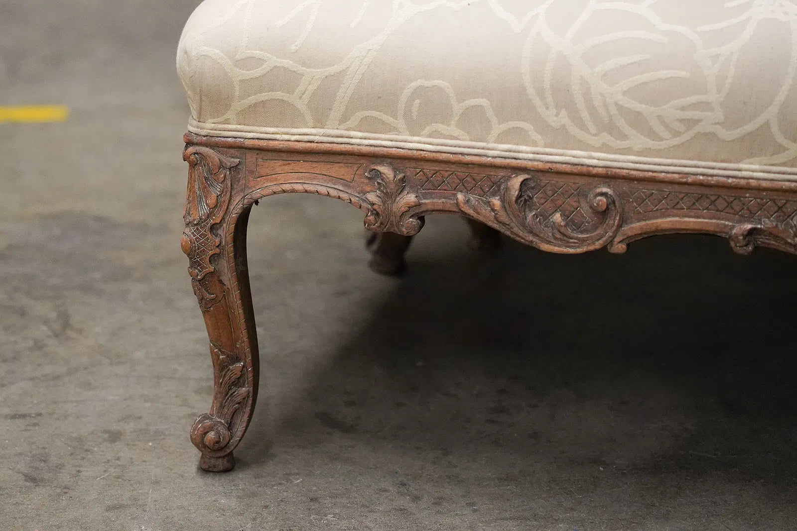 AF2-077: Antique Louis XV Carved Walnut Settee Late 18th Century