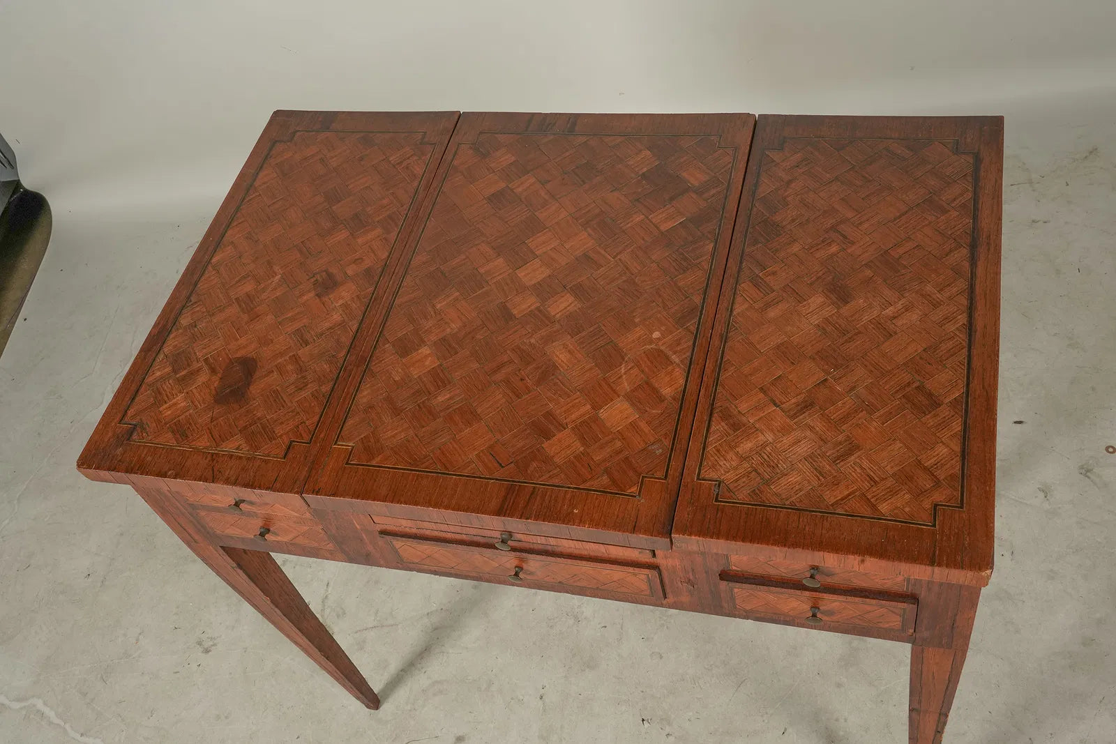 AF1-078: Antique French Poudreuse Vanity Table Early 19th Century