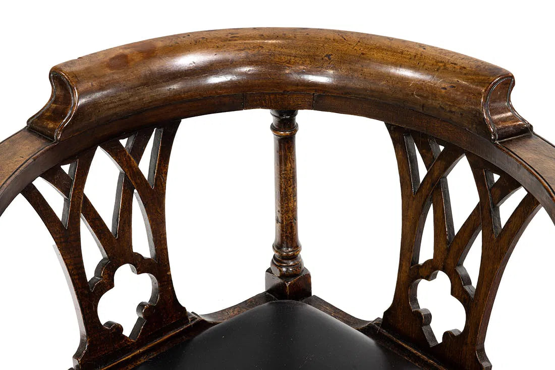 AF2-039: Antique Georgian Mahogany Corner Armchair Late 18th Century