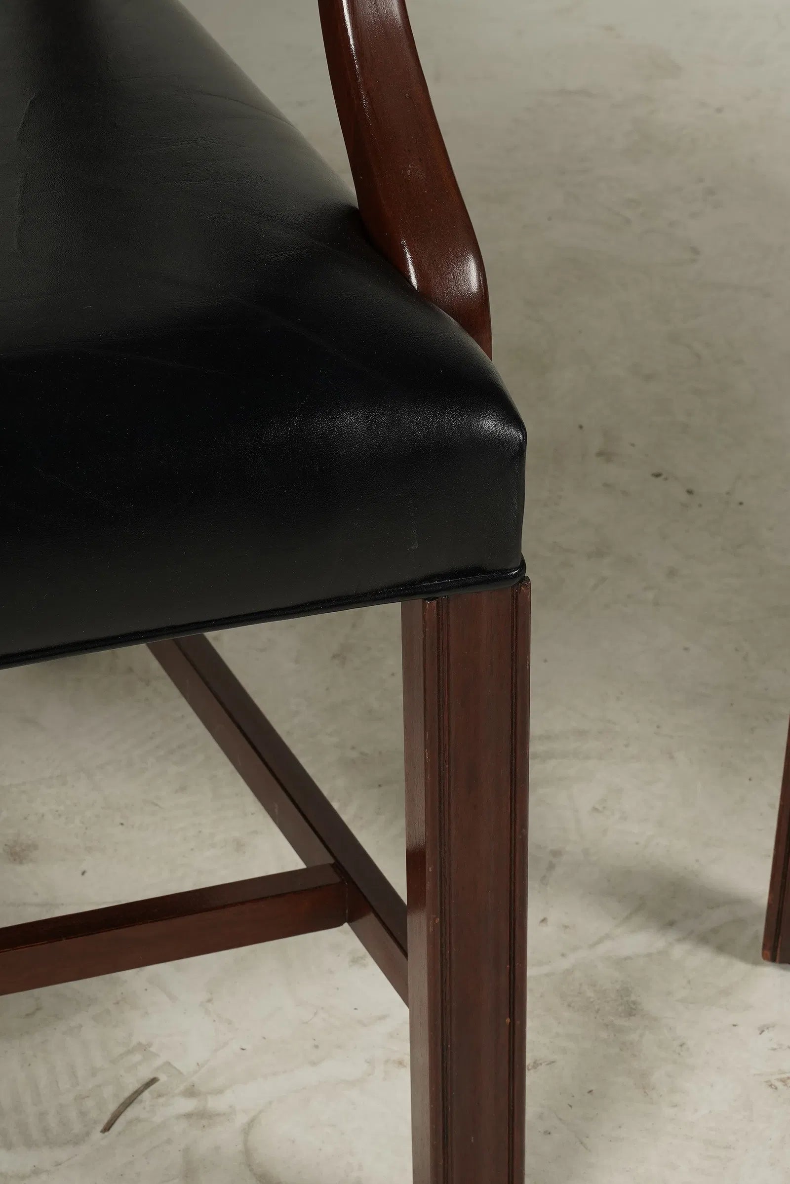 AF2-096: Vintage Pair of English Chippendale Style Carved Mahogany Arm Chairs