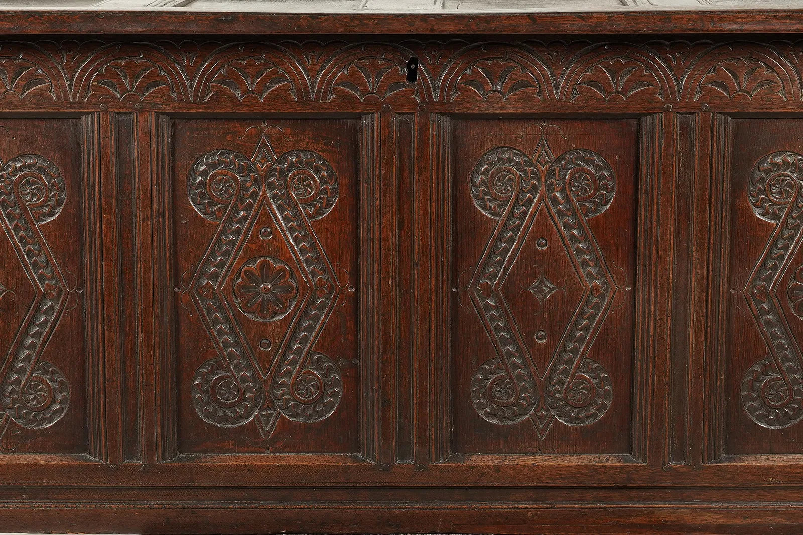 AF4-044: Antique Carved Oak Jacobean Blanket Chest Early 19th Century