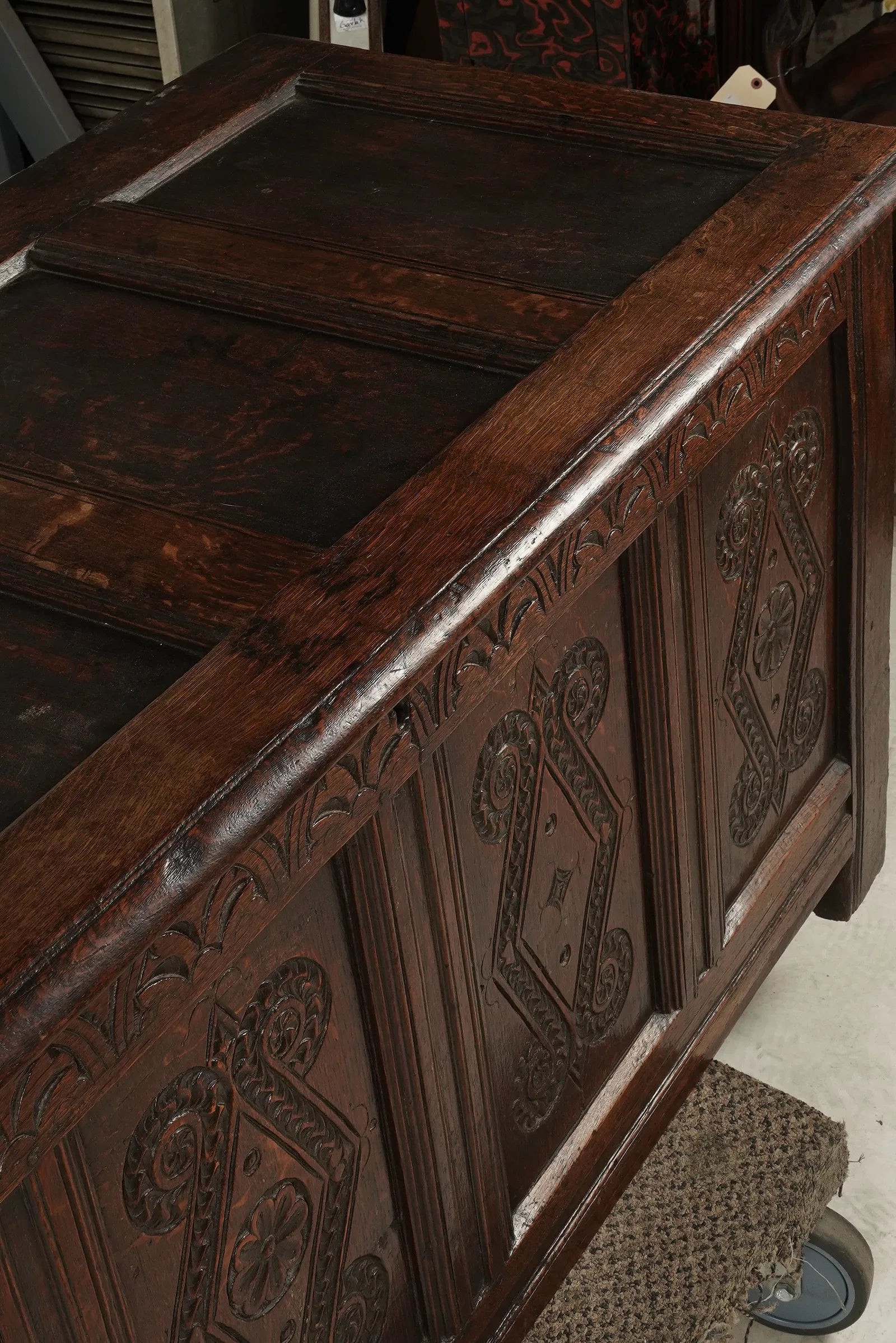 AF4-044: Antique Carved Oak Jacobean Blanket Chest Early 19th Century
