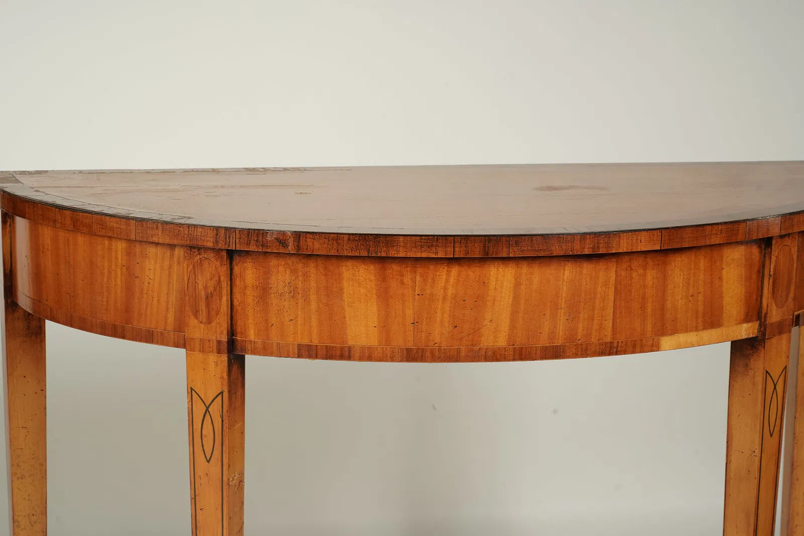 AF1-177: Antique Pair Hepplewhite Inlaid Satinwood Demilune Console Tables Early 20th Century