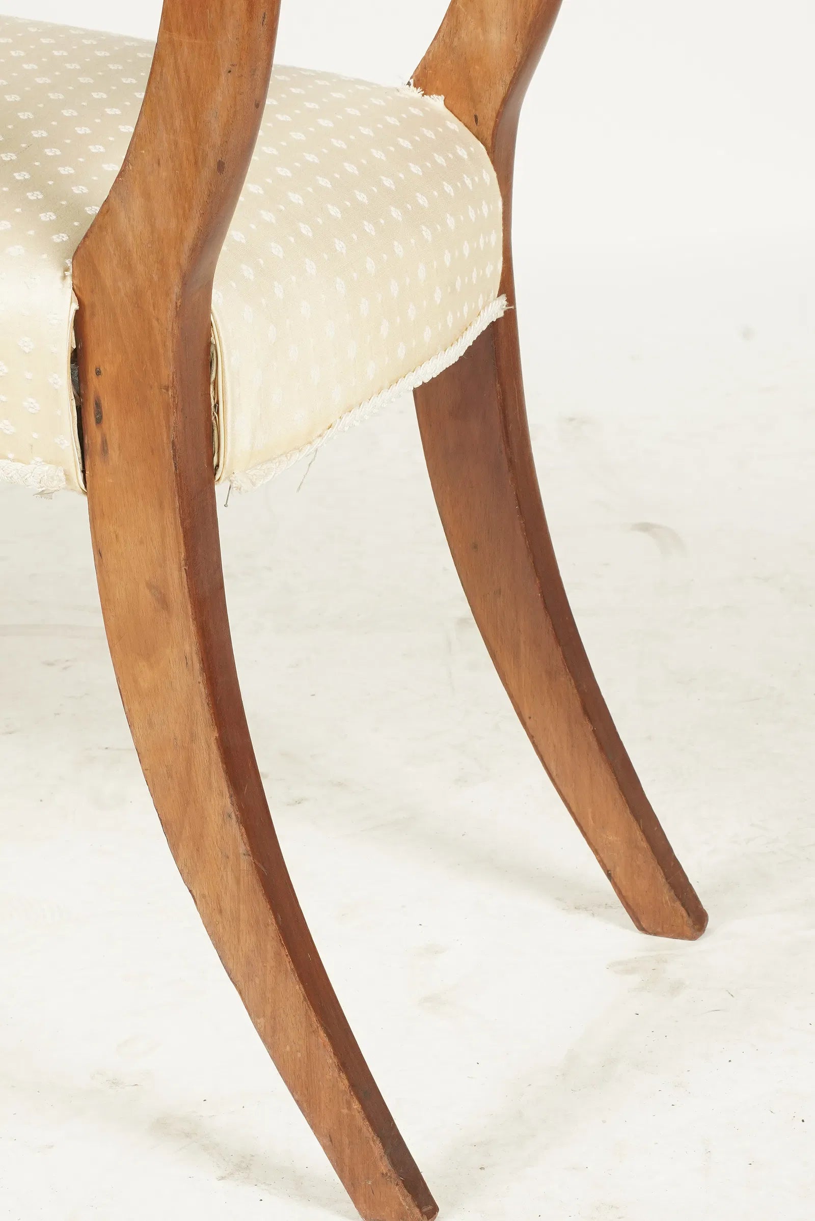 AF2-356: Antique American Federal Mahogany Foot Bench With Upholstered Seat Early 19th Century