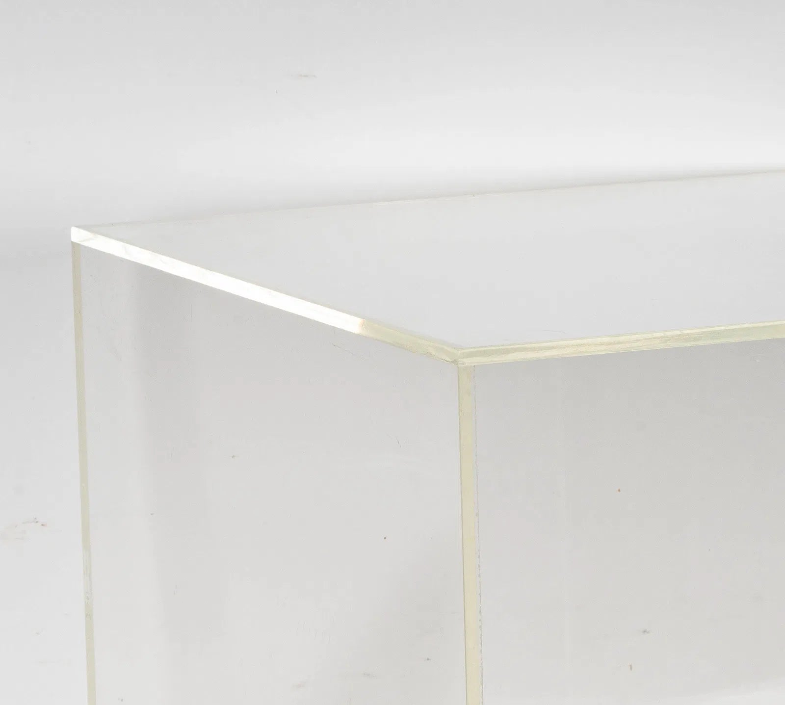 AF1-181: Vintage Pair of Lucite Cubed End Tables on Lucite Stub Feet