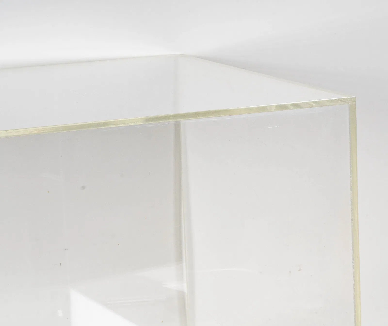 AF1-181: Vintage Pair of Lucite Cubed End Tables on Lucite Stub Feet