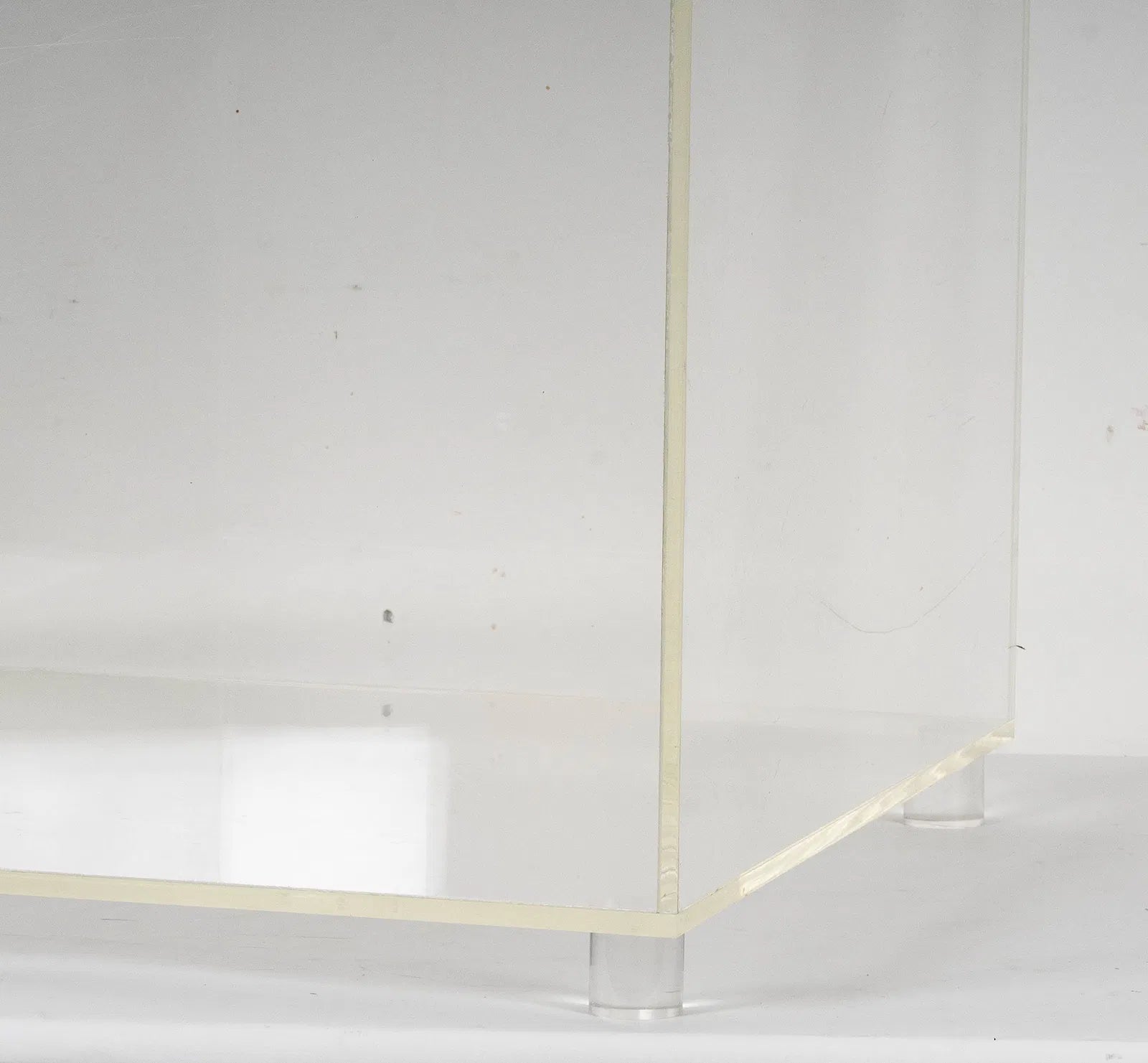 AF1-181: Vintage Pair of Lucite Cubed End Tables on Lucite Stub Feet