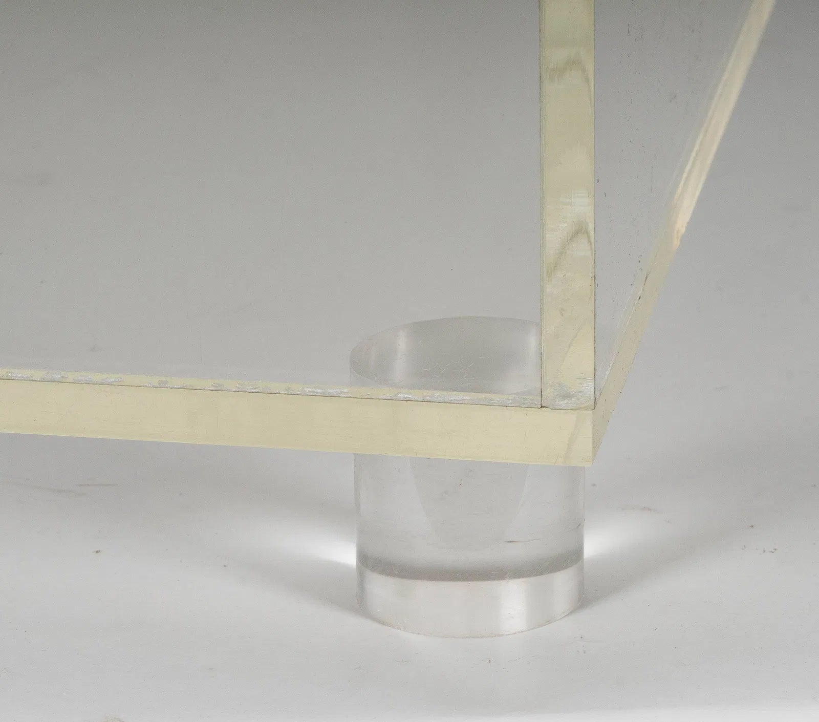 AF1-181: Vintage Pair of Lucite Cubed End Tables on Lucite Stub Feet