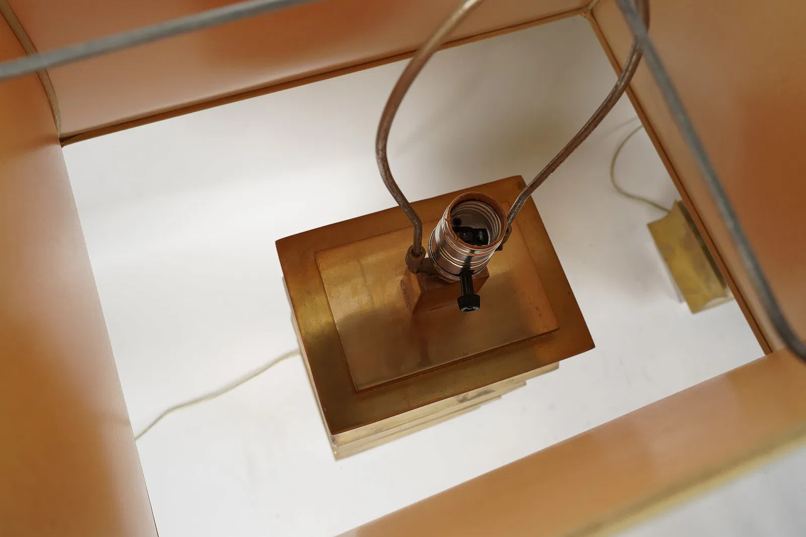 AL2-058: Robert Kuo Pair of Sculptural Brass Lamps With Parchment Shades