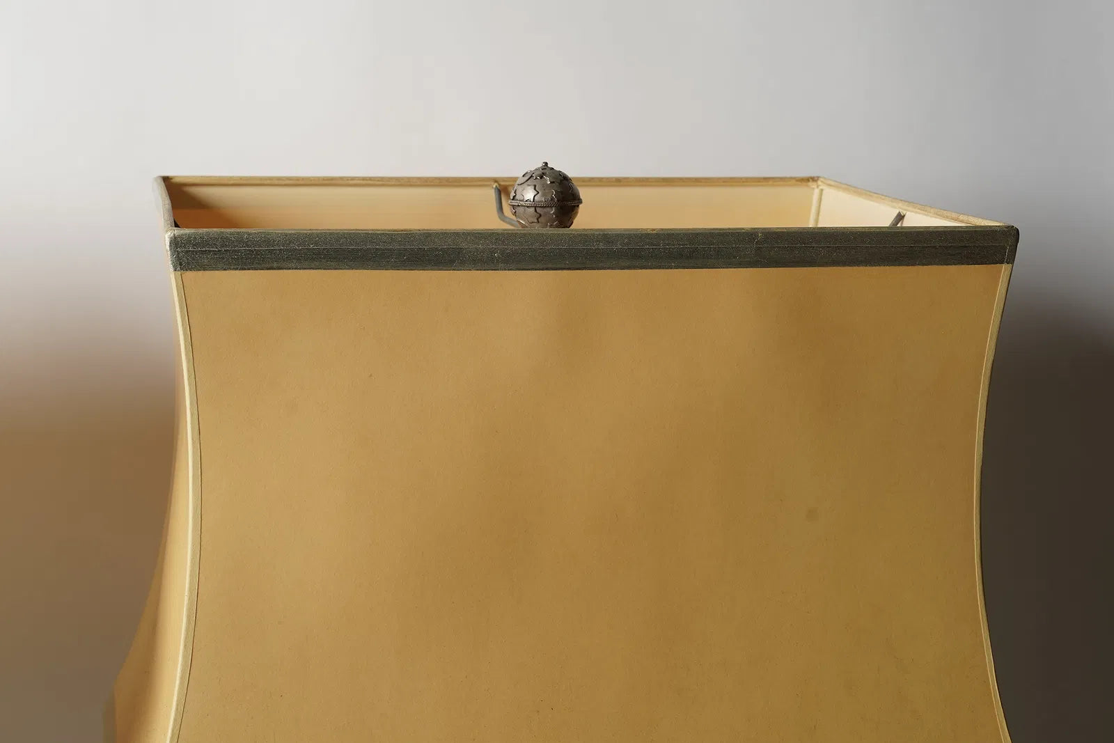 AL2-058: Robert Kuo Pair of Sculptural Brass Lamps With Parchment Shades