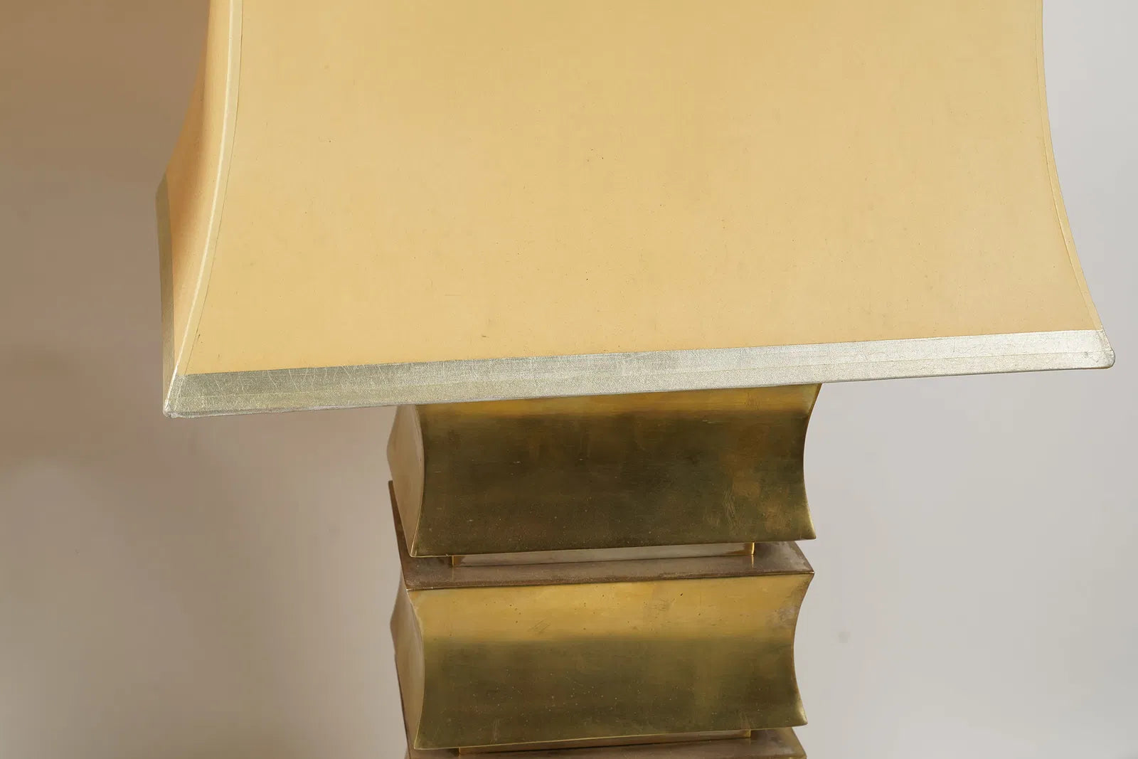 AL2-058: Robert Kuo Pair of Sculptural Brass Lamps With Parchment Shades