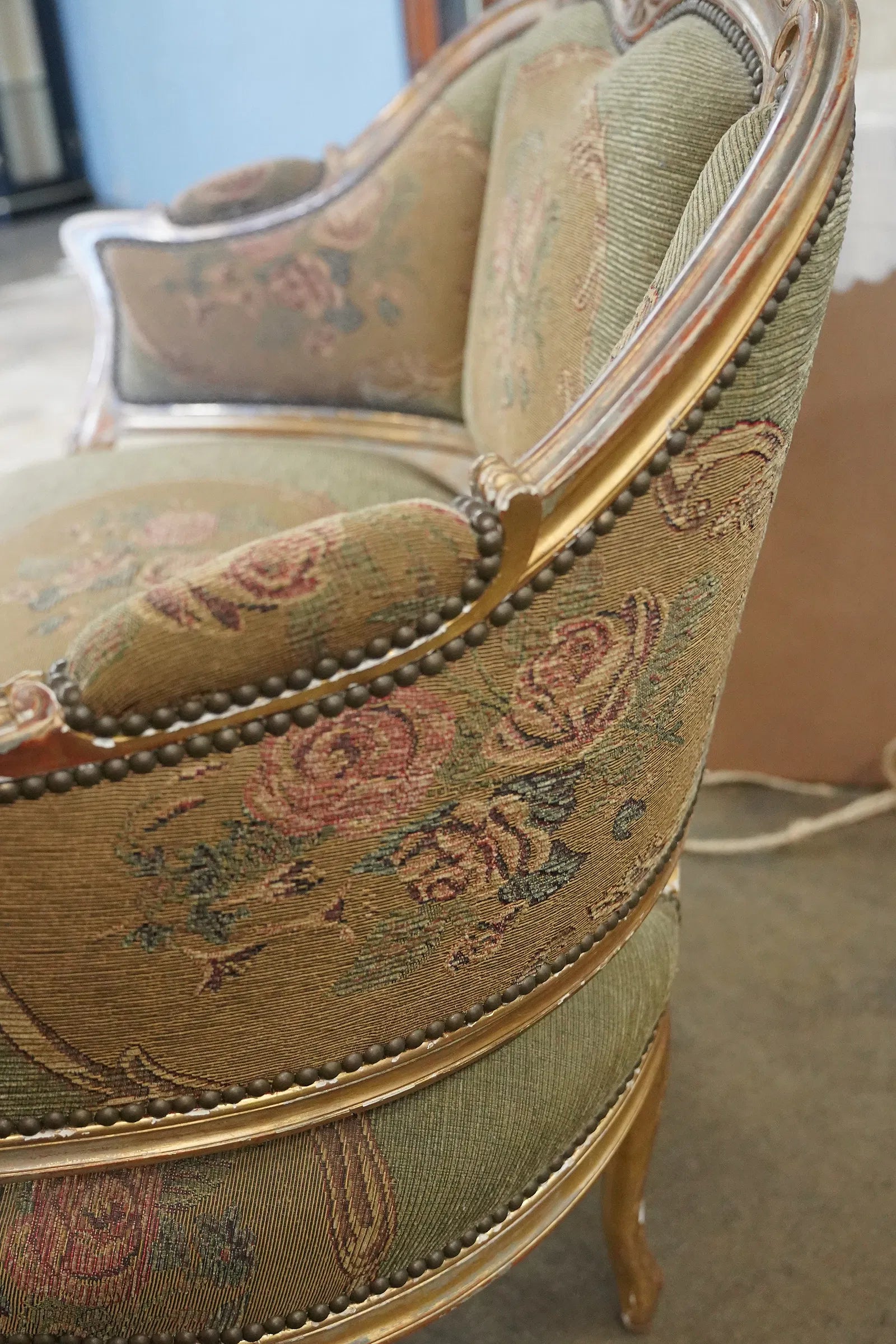 AF2-304: Antique French Rococo Louis XV Style Giltwood Canape Late 19th Century
