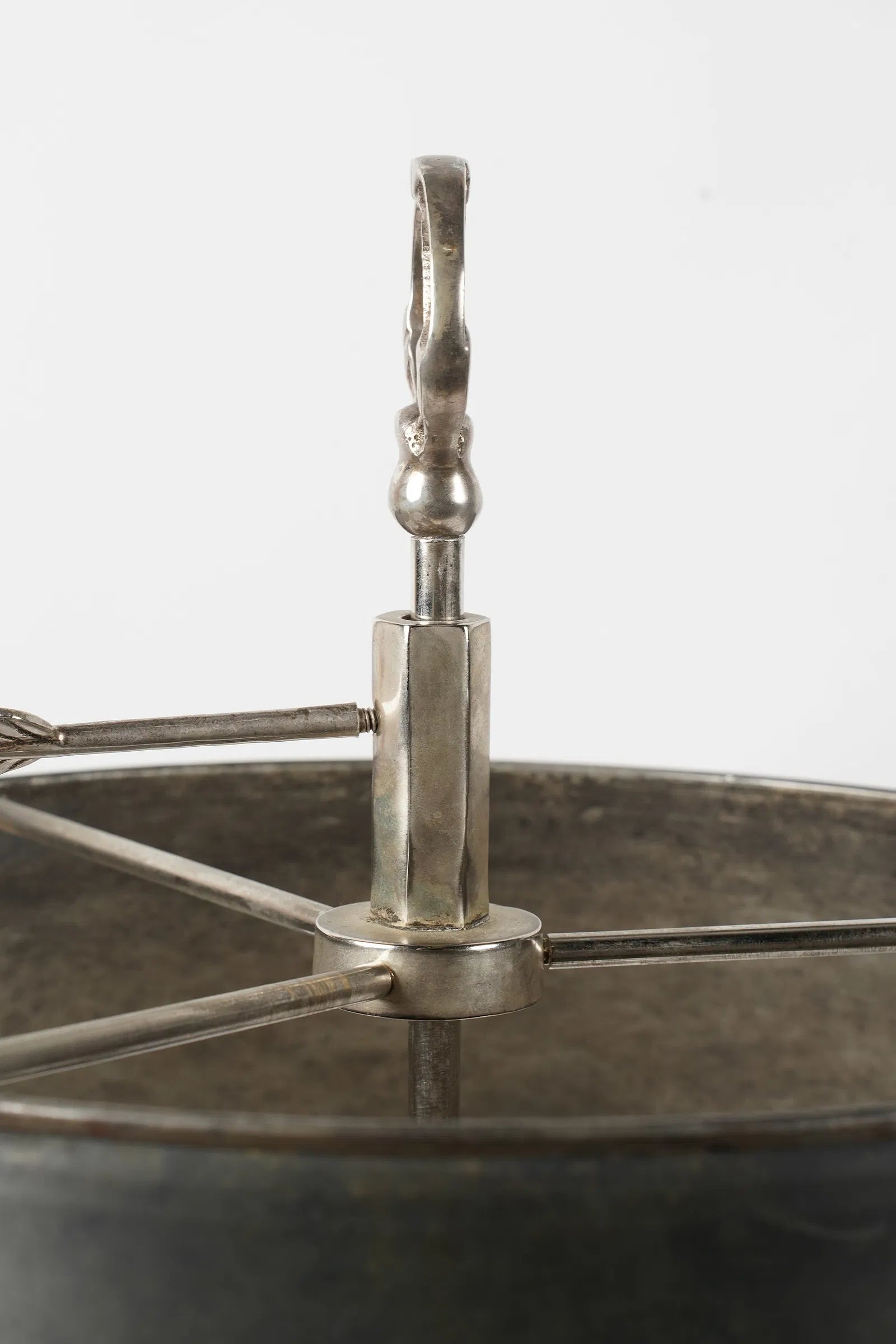 AL2-059: Antiqued Silver Plated Bouillotte Lamp With Tole Shade