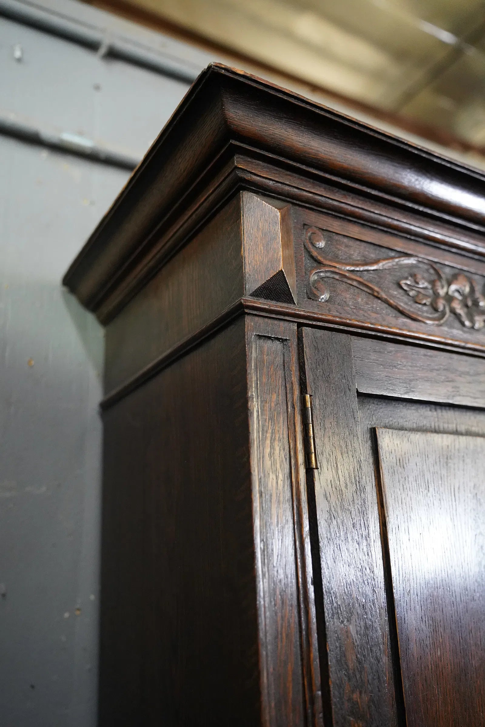 AF3-052: Antique English Oak William and Mary Style Cupboard Early 19th Century