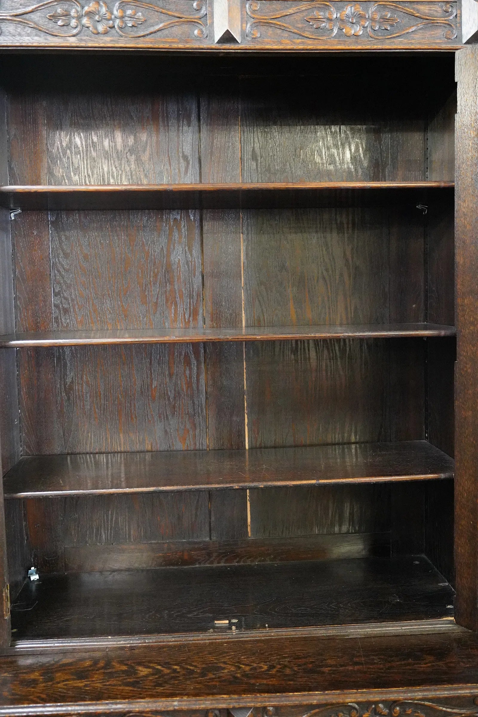 AF3-052: Antique English Oak William and Mary Style Cupboard Early 19th Century