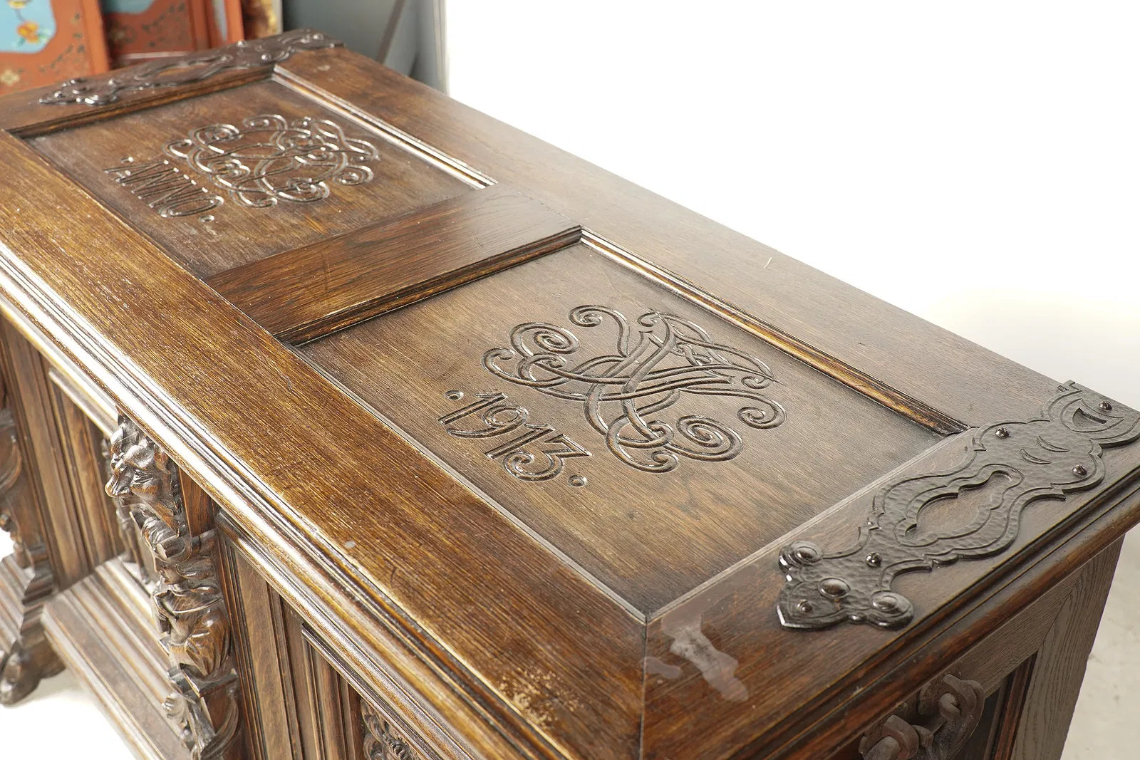 AF4-091: Antique Pair of Renaissance Revival Highly Carved Oak Coffers Circa 1913