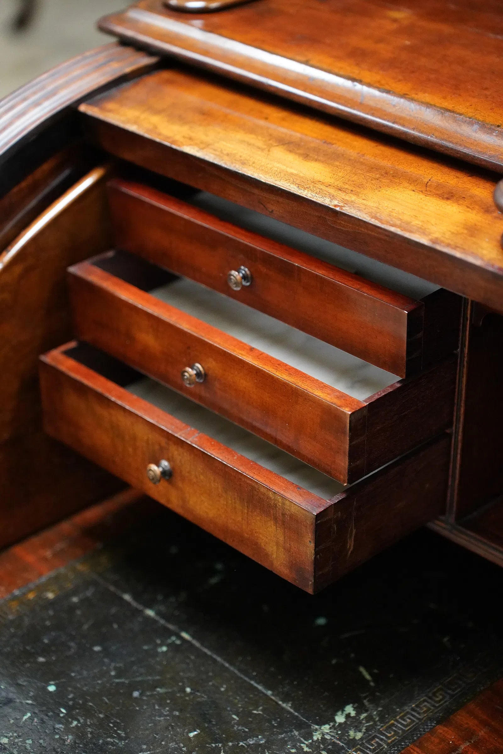 AF5-055: Antique English Mahogany Early Victorian Roll Top Desk By James Winter & Son