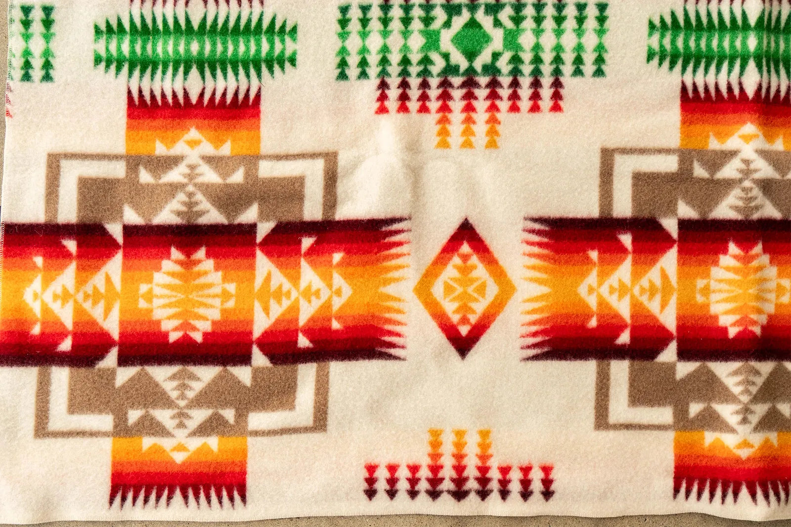 TX6-005: Pendleton Beaver State Woven Wool Chief Joseph Blanket