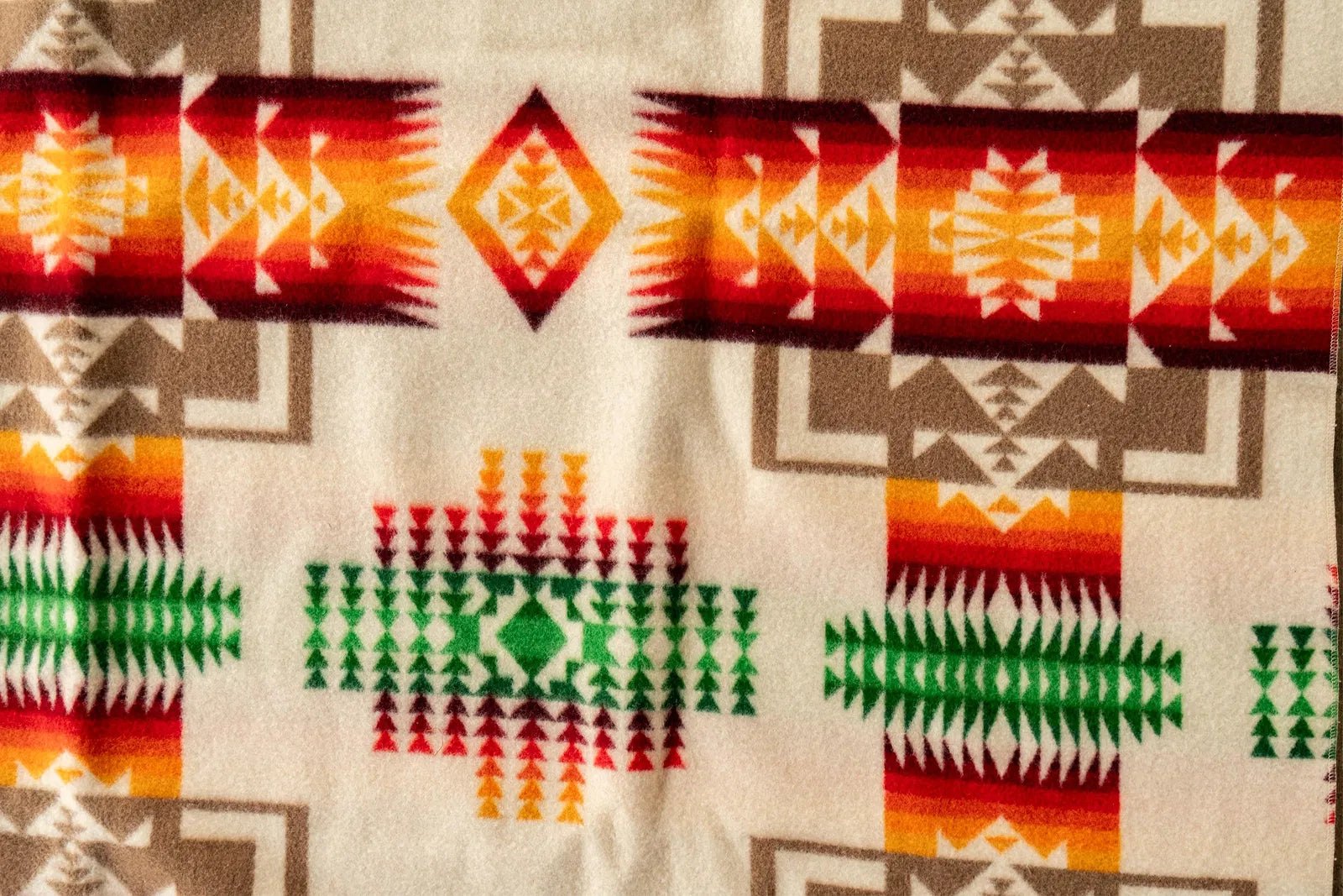 TX6-005: Pendleton Beaver State Woven Wool Chief Joseph Blanket
