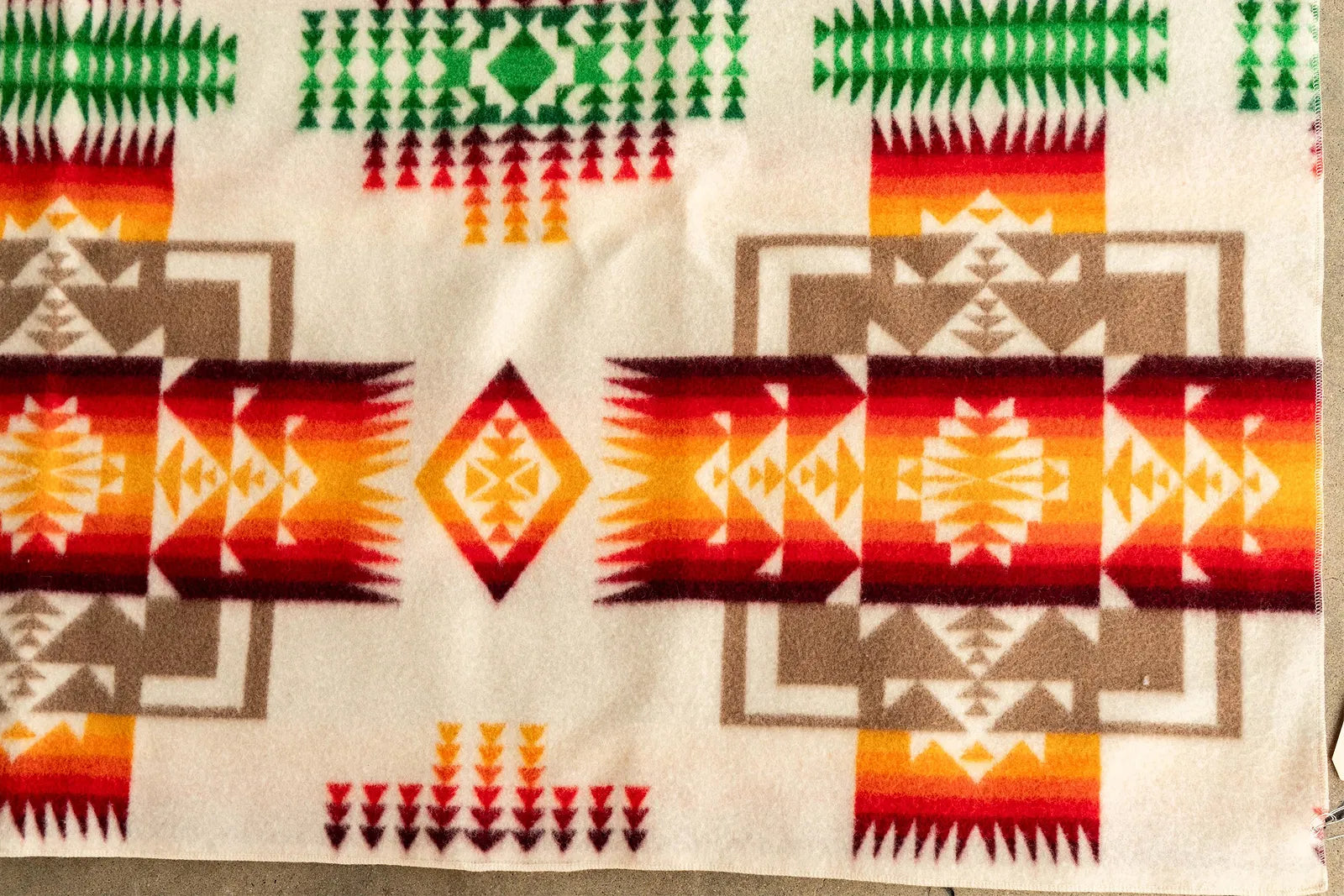 TX6-005: Pendleton Beaver State Woven Wool Chief Joseph Blanket