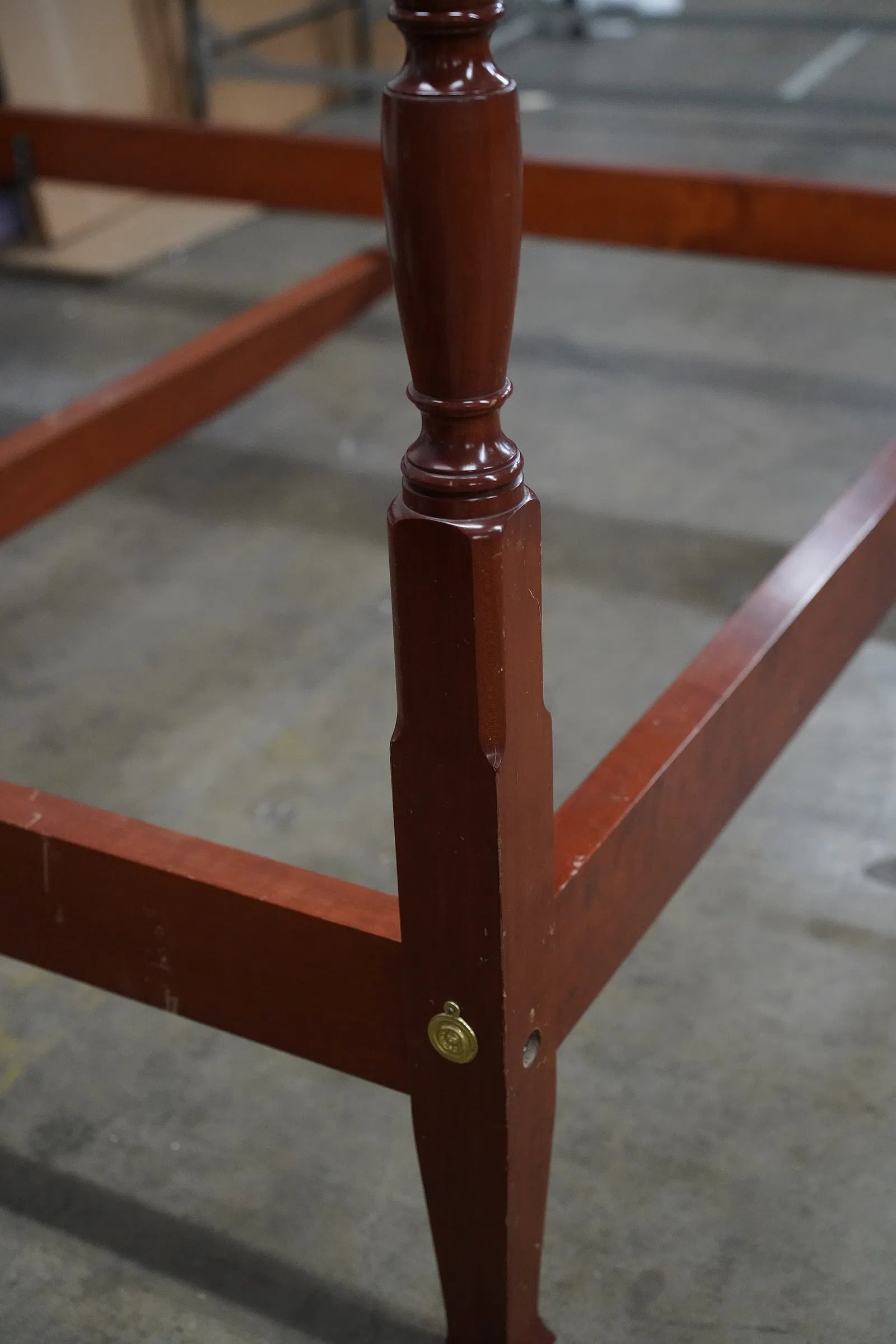 AF6-026: Vintage Cherry Fruit Wood Reid Classics Furniture Four Poster King Bed Late 20th Century