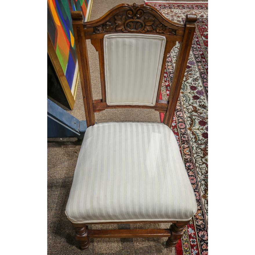 AF2-115: ANTIQUE SET OF 6 CIRCA 1880 AMERICAN VICTORIAN WALNUT DINING CHAIRS