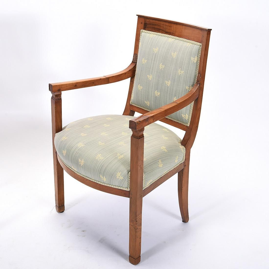 AF2-242: ANTIQUE PAIR OF EARLY 19TH CENTURY FRENCH DIRECTOIRE FRUITWOOD FAUTEUIL ARMCHAIRS
