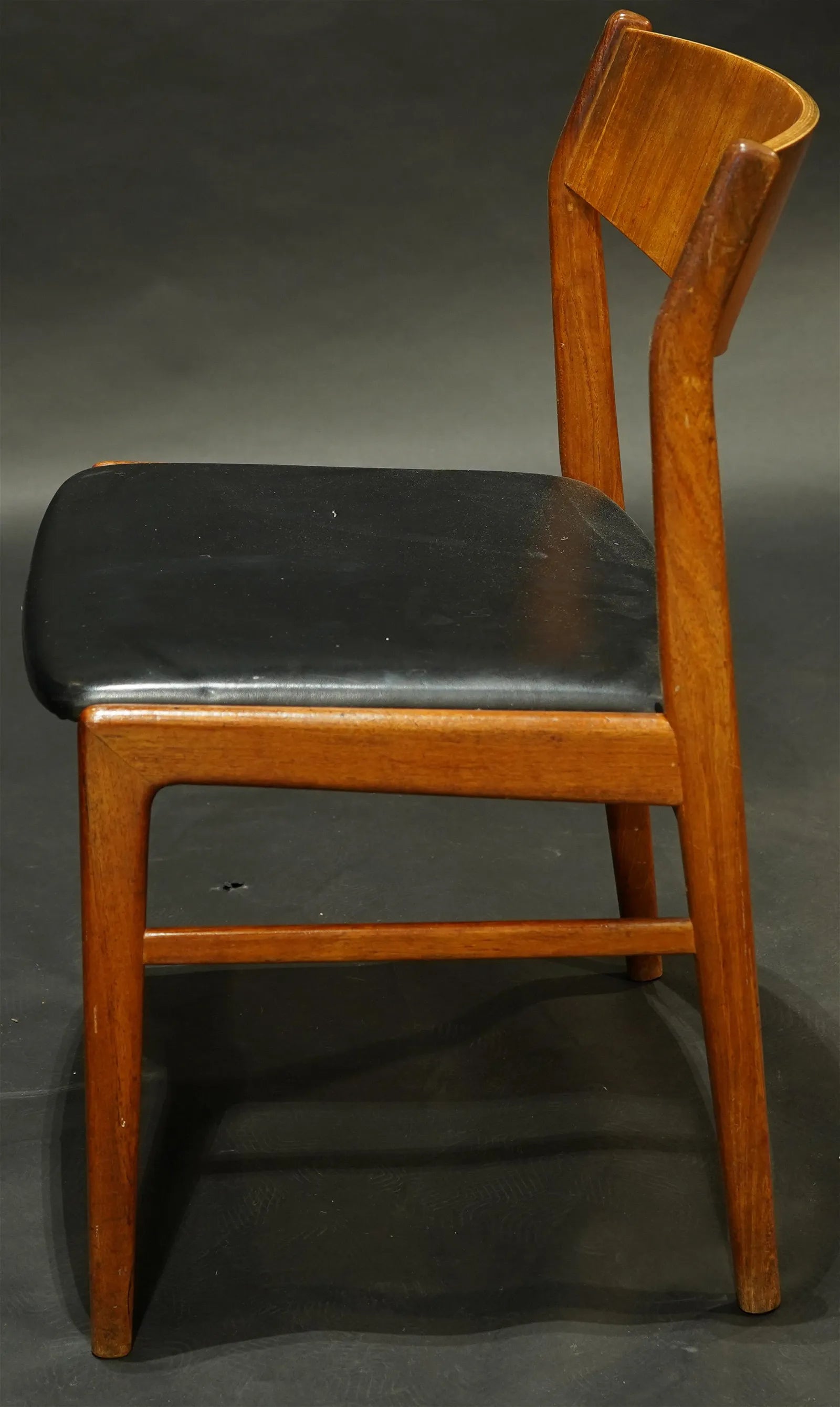 AF2-391: Vintage Set of 3 Mid Century Danish Modern Teak Dining Chairs