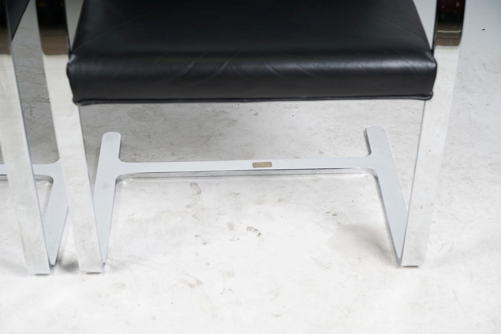 AF2-156: VINTAGE PAIR OF MID 20TH CENTURY LUDWIG MIES VAN DER ROHE BRNO FLAT BAR CHAIRS