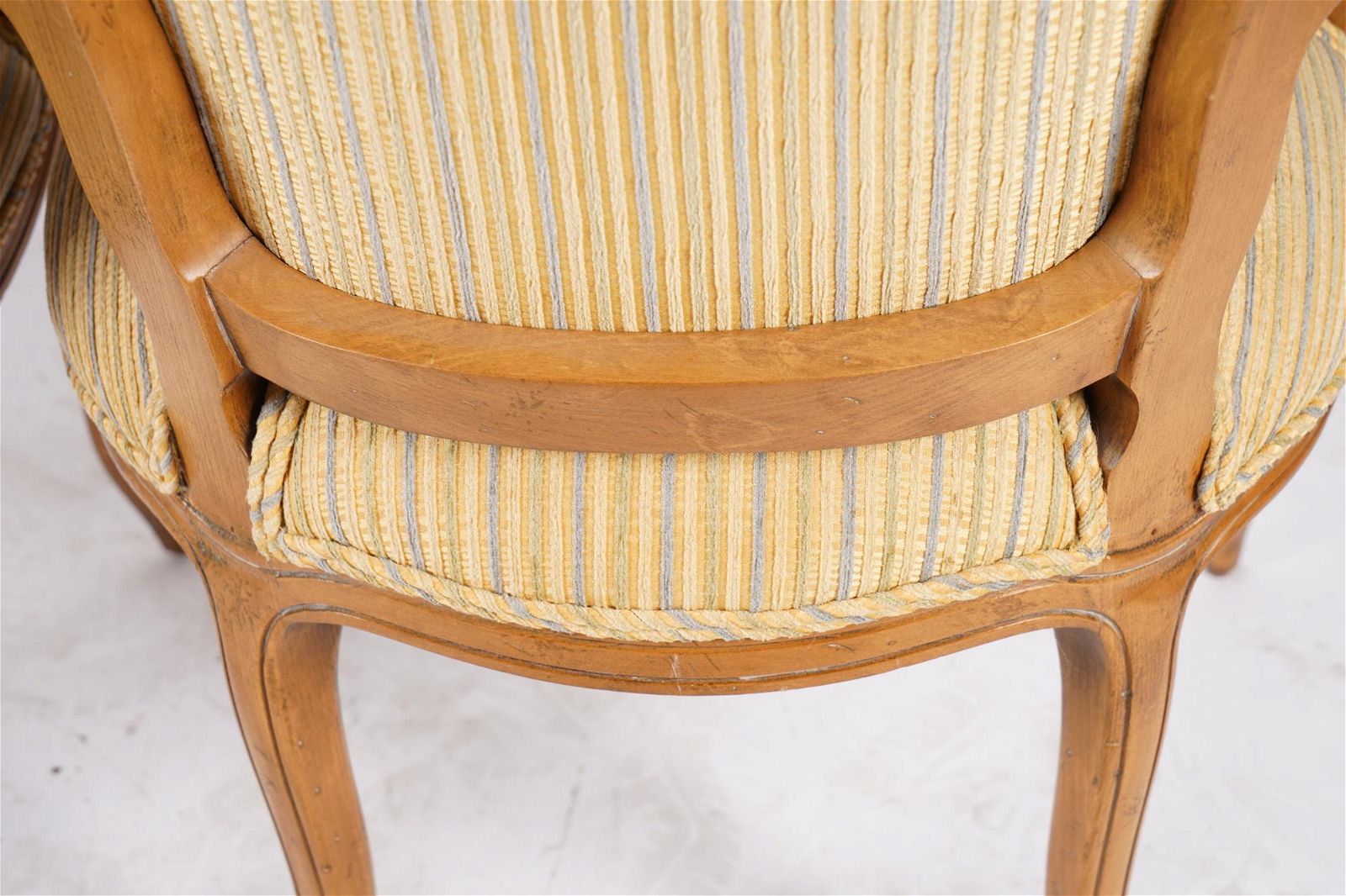 AF2-015: ANTIQUE PAIR OF EARLY 20TH CENTURY FRENCH LOUIS XV STYLE BEECHWOOD  FAUTEUILS