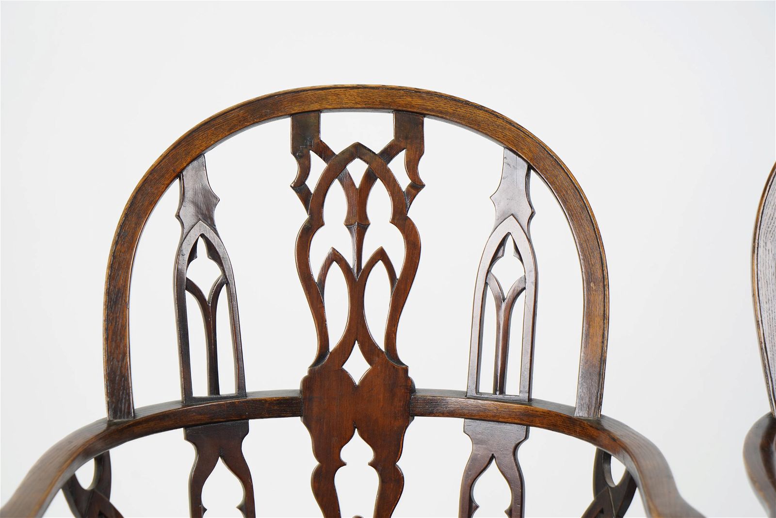 AF2-020: Vintage Pair of Mid 20th Century Frederick Parker & Sons English Oak Sack Back Windsor Chairs
