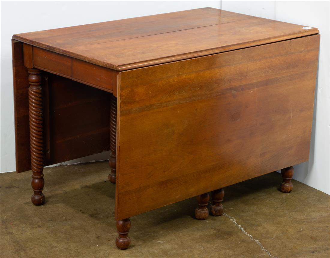 AF1-282: Antique Early 19th C American Federal Drop Leaf Fruitwood Table