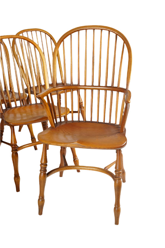 AF2-105: Antique Set of 8 Early 20th Century Oak Bow Back and Sack Back Windsor Chairs