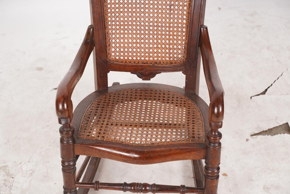 AF2-031: ANTIQUE LATE 19TH CENTURY AMERICAN VICTORIAN WALNUT CHILDS ROCKING CHAIR