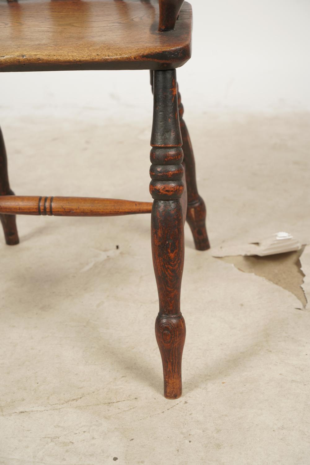 AF2-090: Antique Early 19th Century American Oak Sack Back Arm Chair