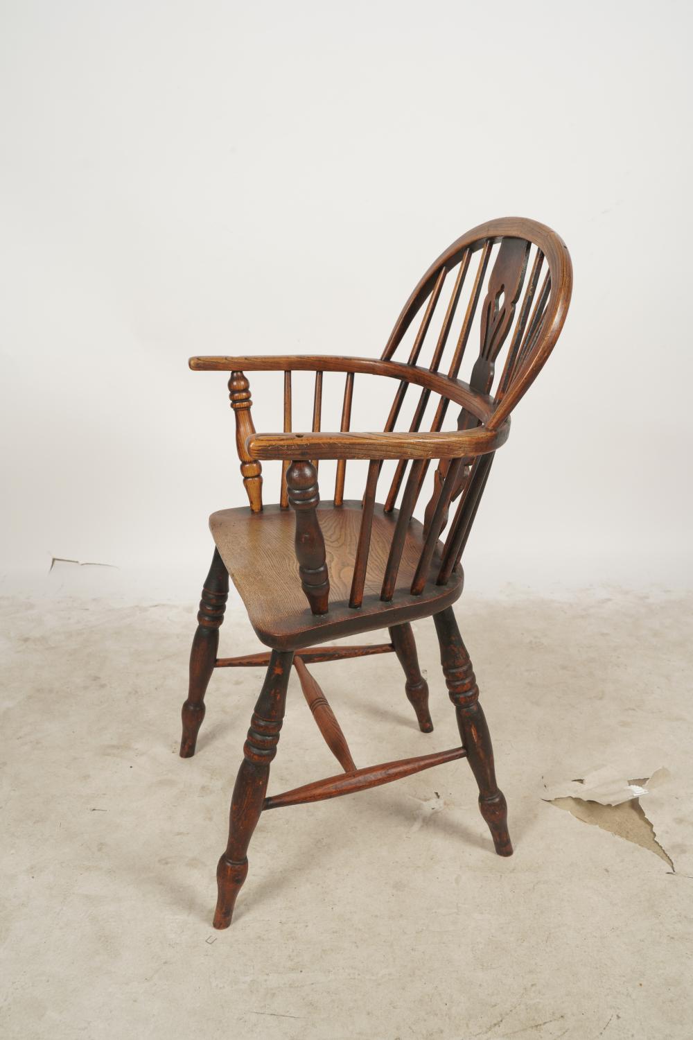 AF2-090: Antique Early 19th Century American Oak Sack Back Arm Chair