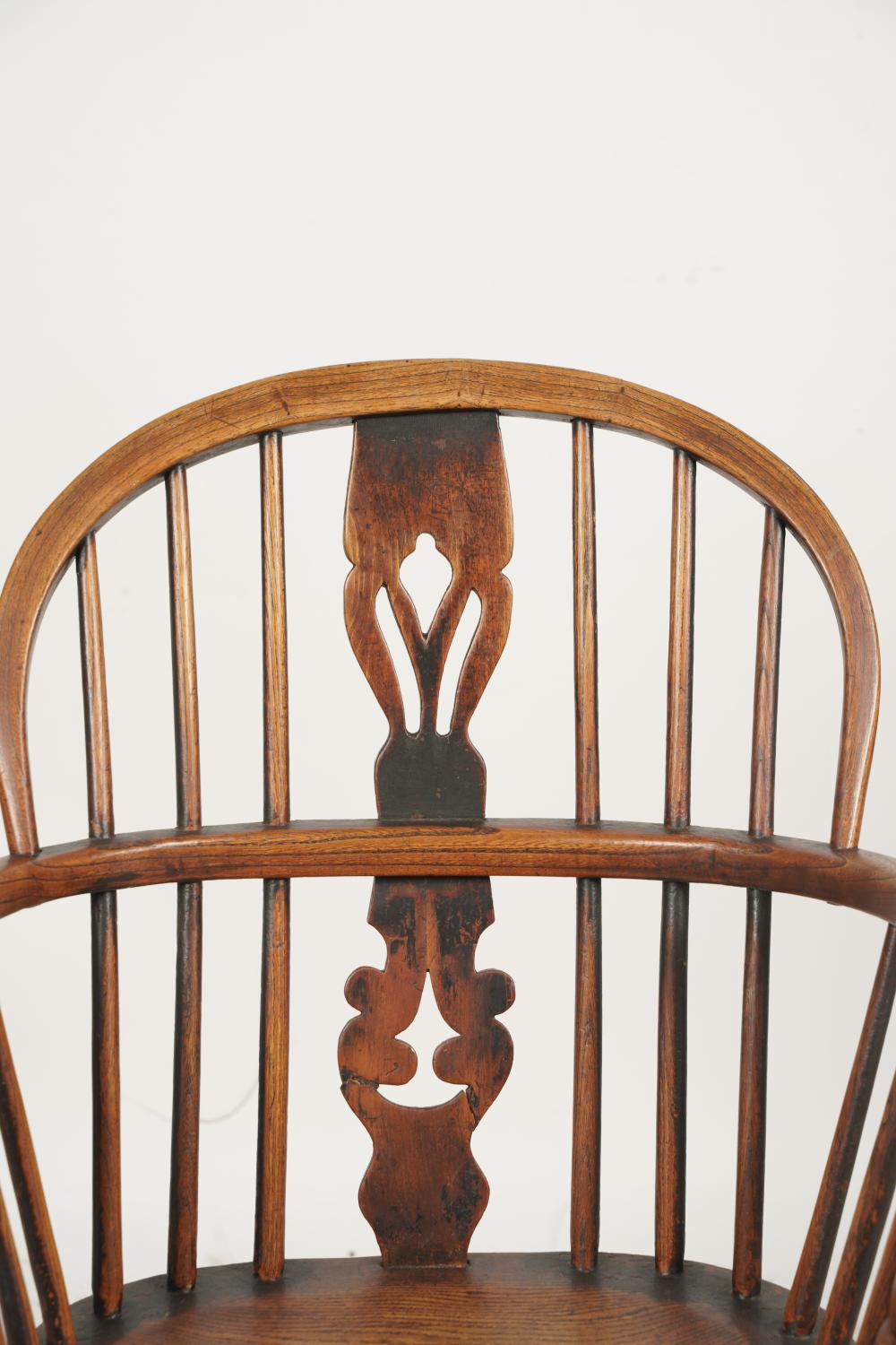 AF2-090: Antique Early 19th Century American Oak Sack Back Arm Chair