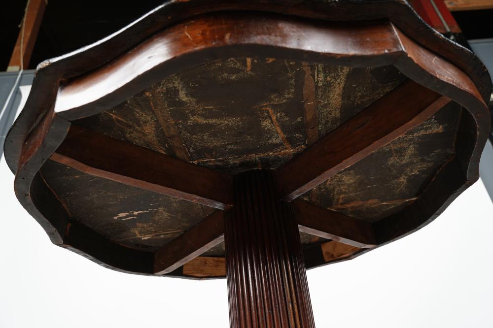 AF1-070:  Antique American Classical Walnut Center Table With Stags Leap Inlay Early 19th Century