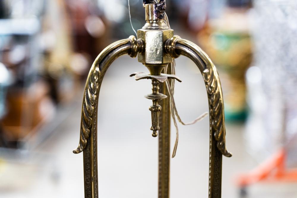 AL1-059: Antique Early 20th Century Renaissance Revival Brass & Rose Alabaster Chandelier