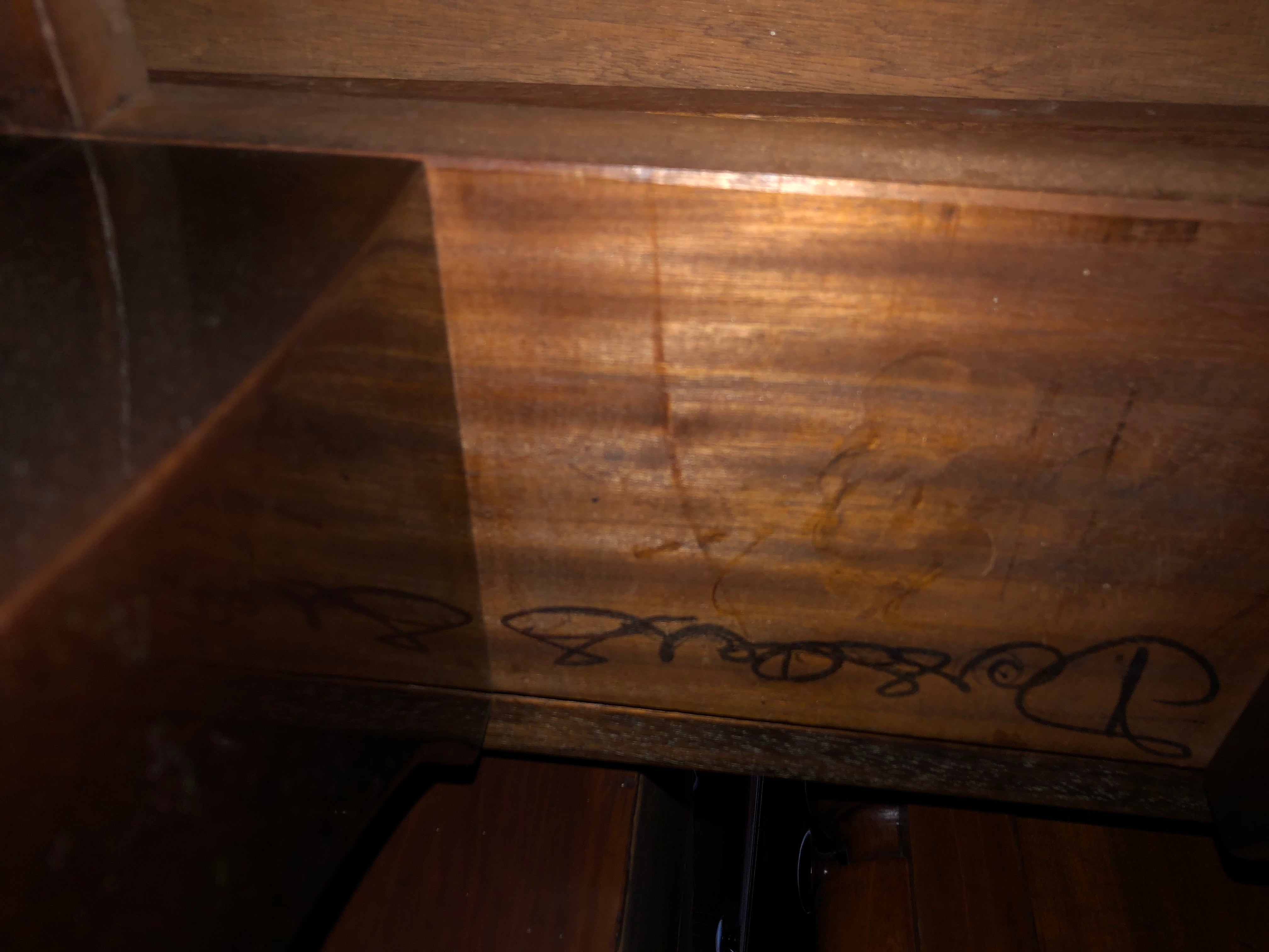 AF1-009: Circa 1930's GOUFFE French Art Deco Rosewood Dining Table Manner of Jacques Ruhlmann