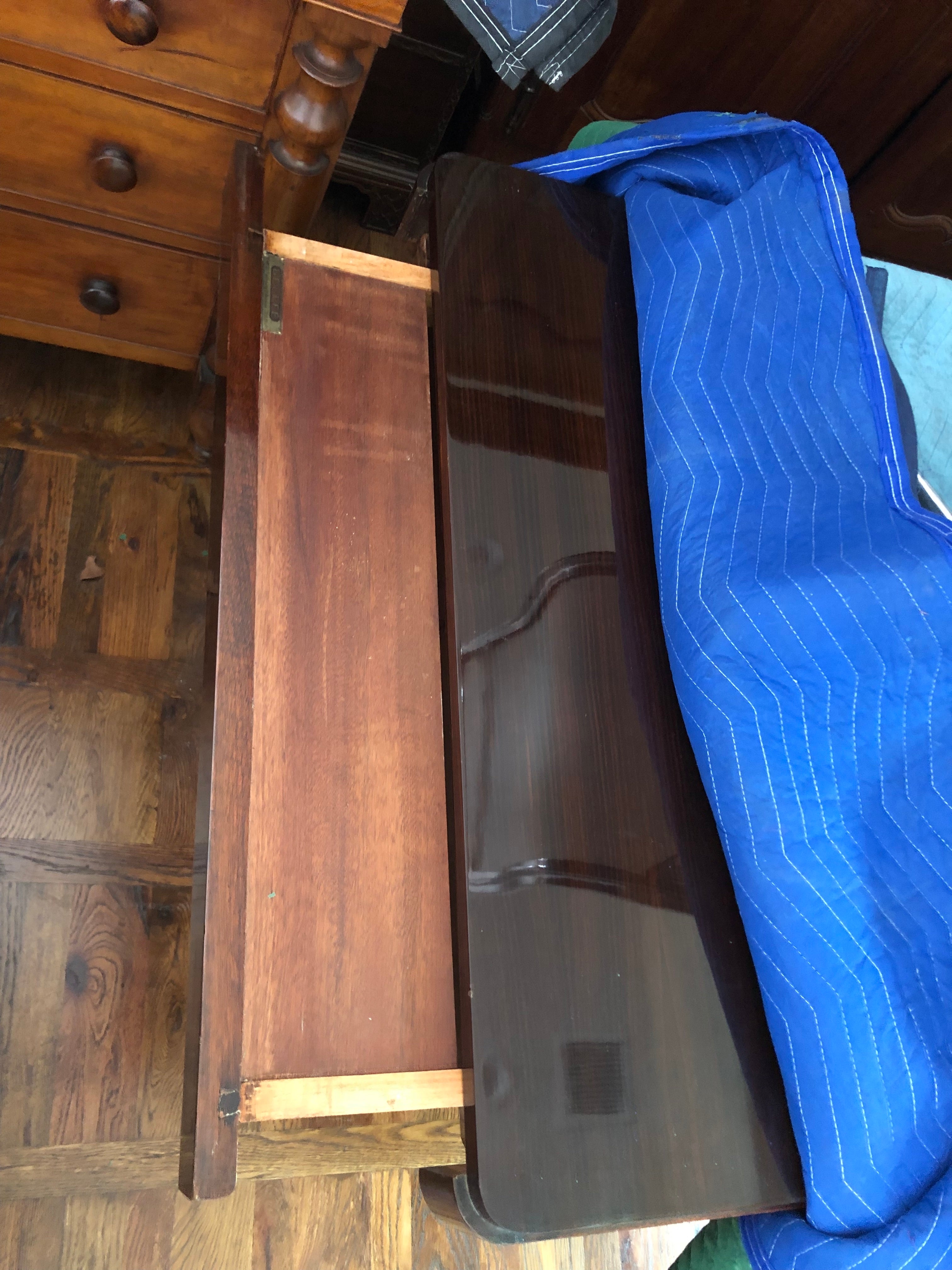 AF1-009: Circa 1930's GOUFFE French Art Deco Rosewood Dining Table Manner of Jacques Ruhlmann