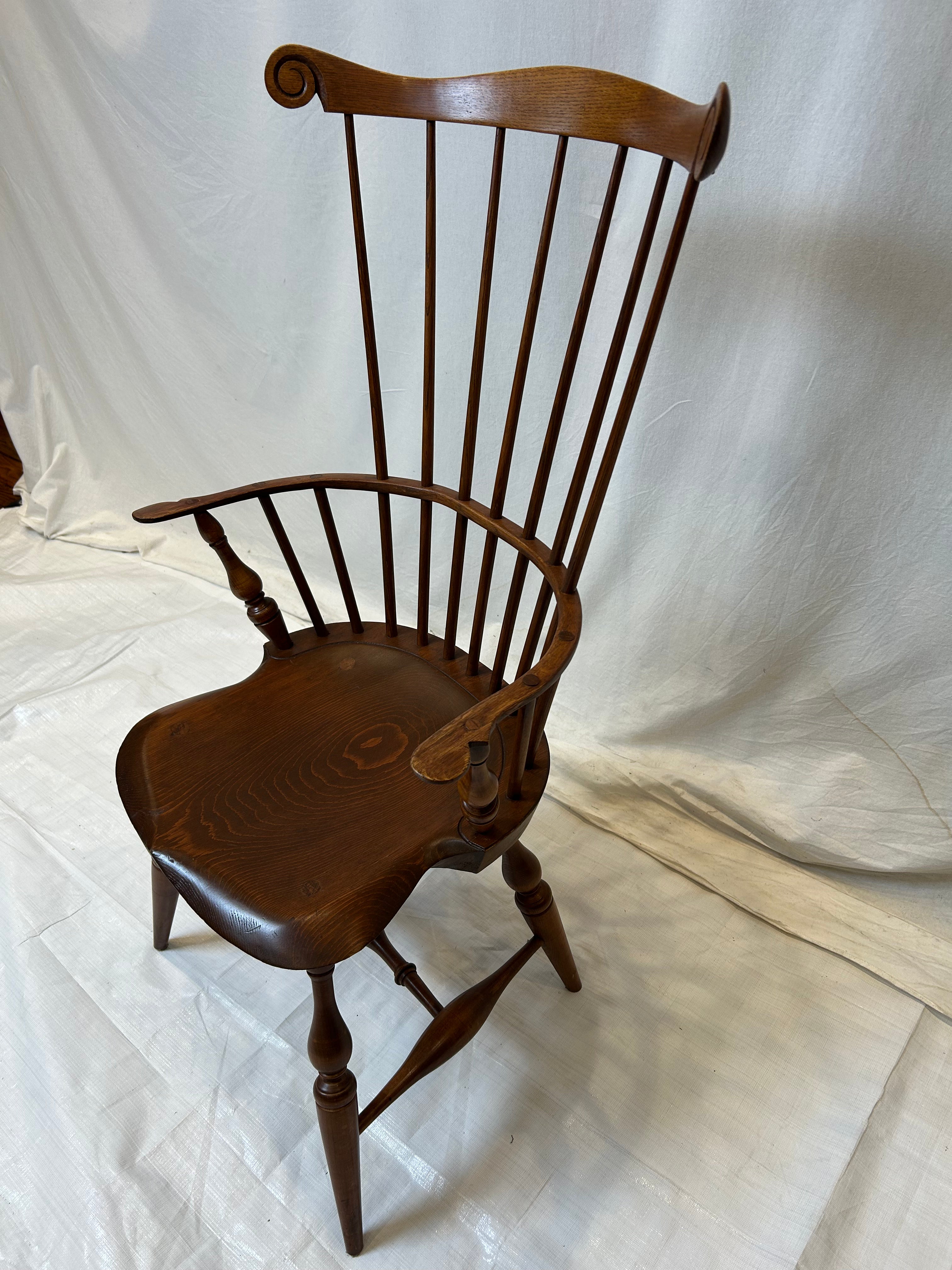 AF2-413: Vintage Set of 5 Late 20th Century Warren Chair Works Comb Back Windsor Armchairs