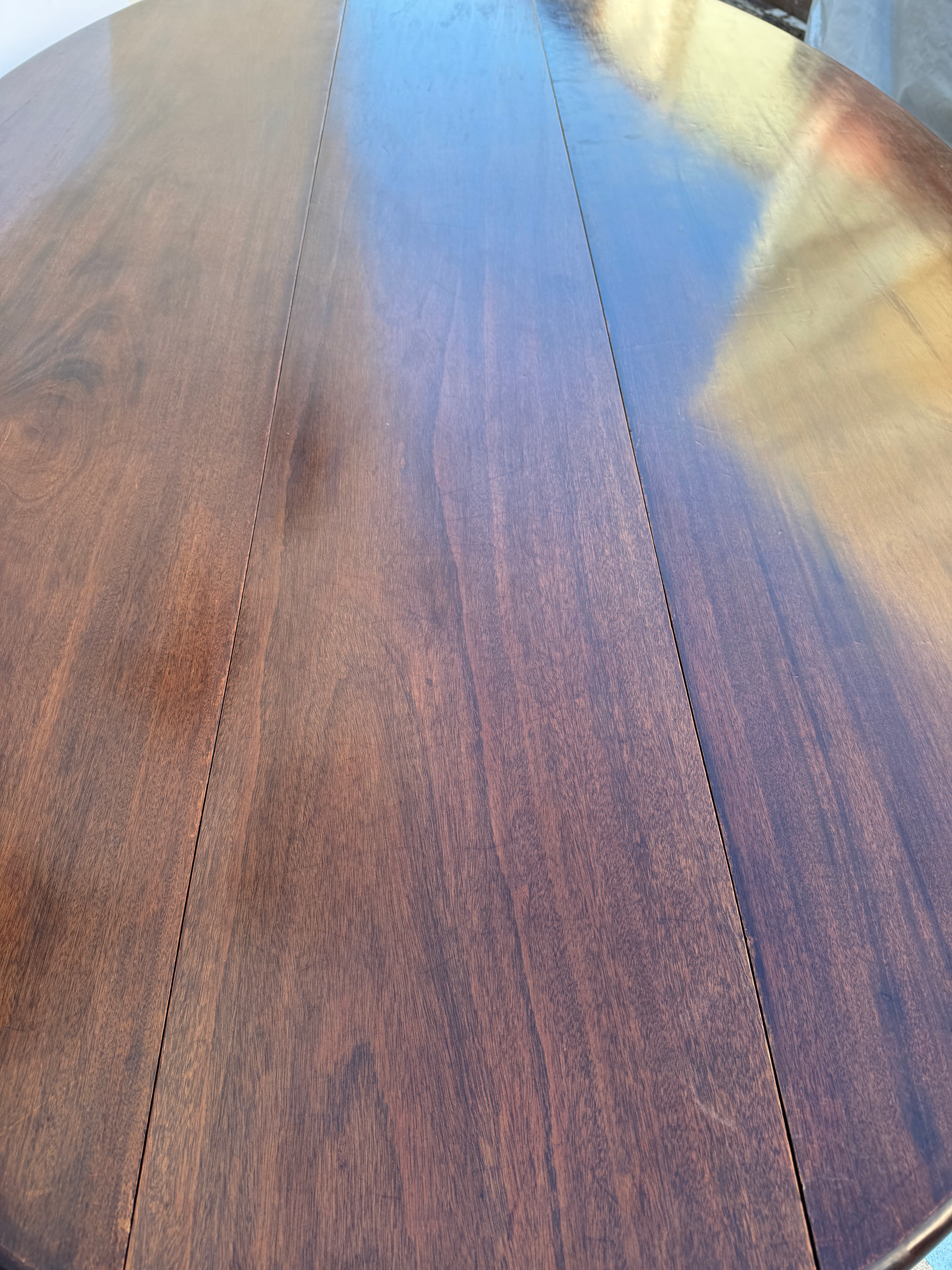 AF1-425: Antique English Mahogany Oval Drop Leaf Wake Table Late 19th Century