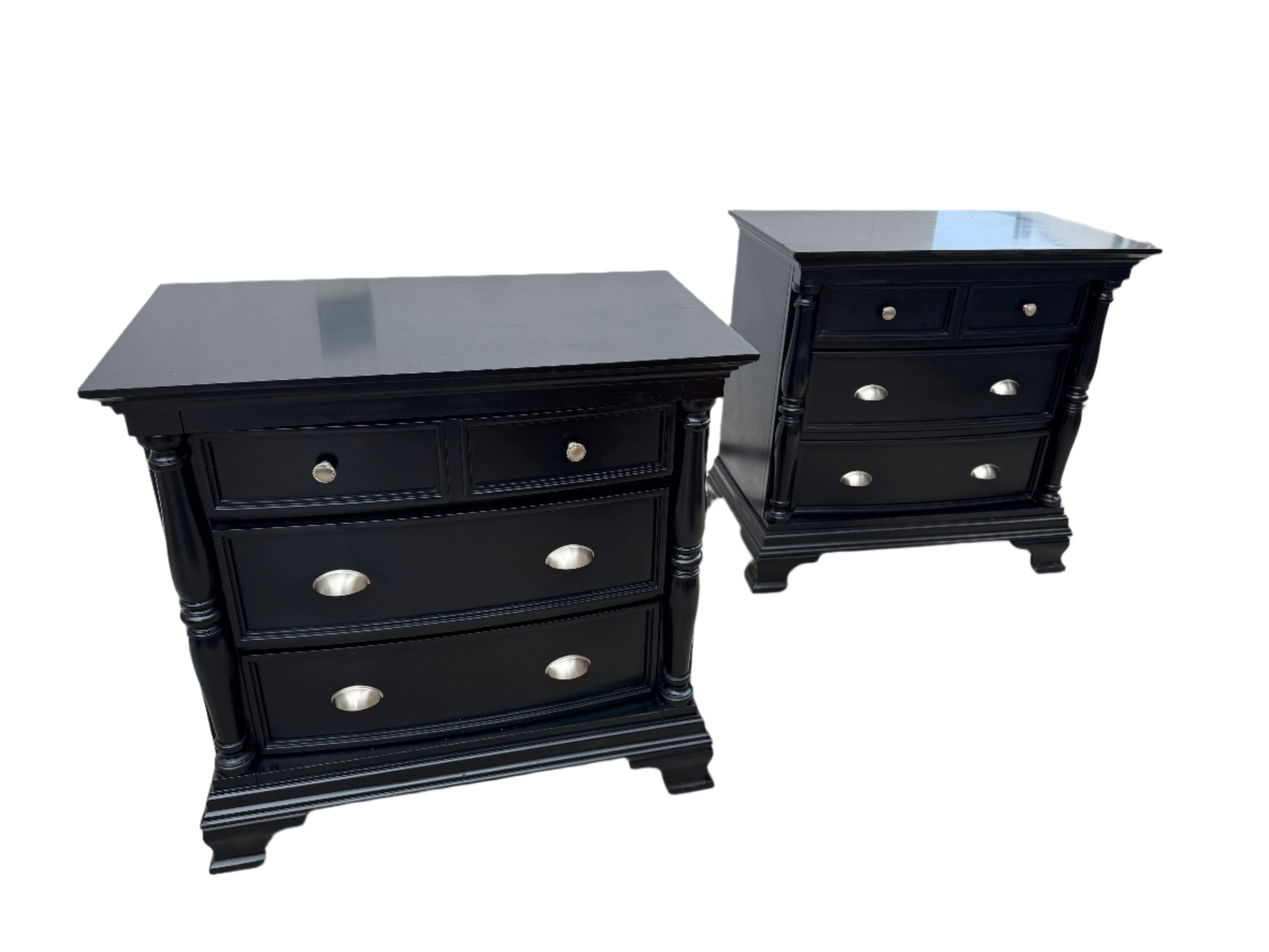 AF4-040: Circa 1990 Restoration Hardware Ebonized Pair of Bedside Chests