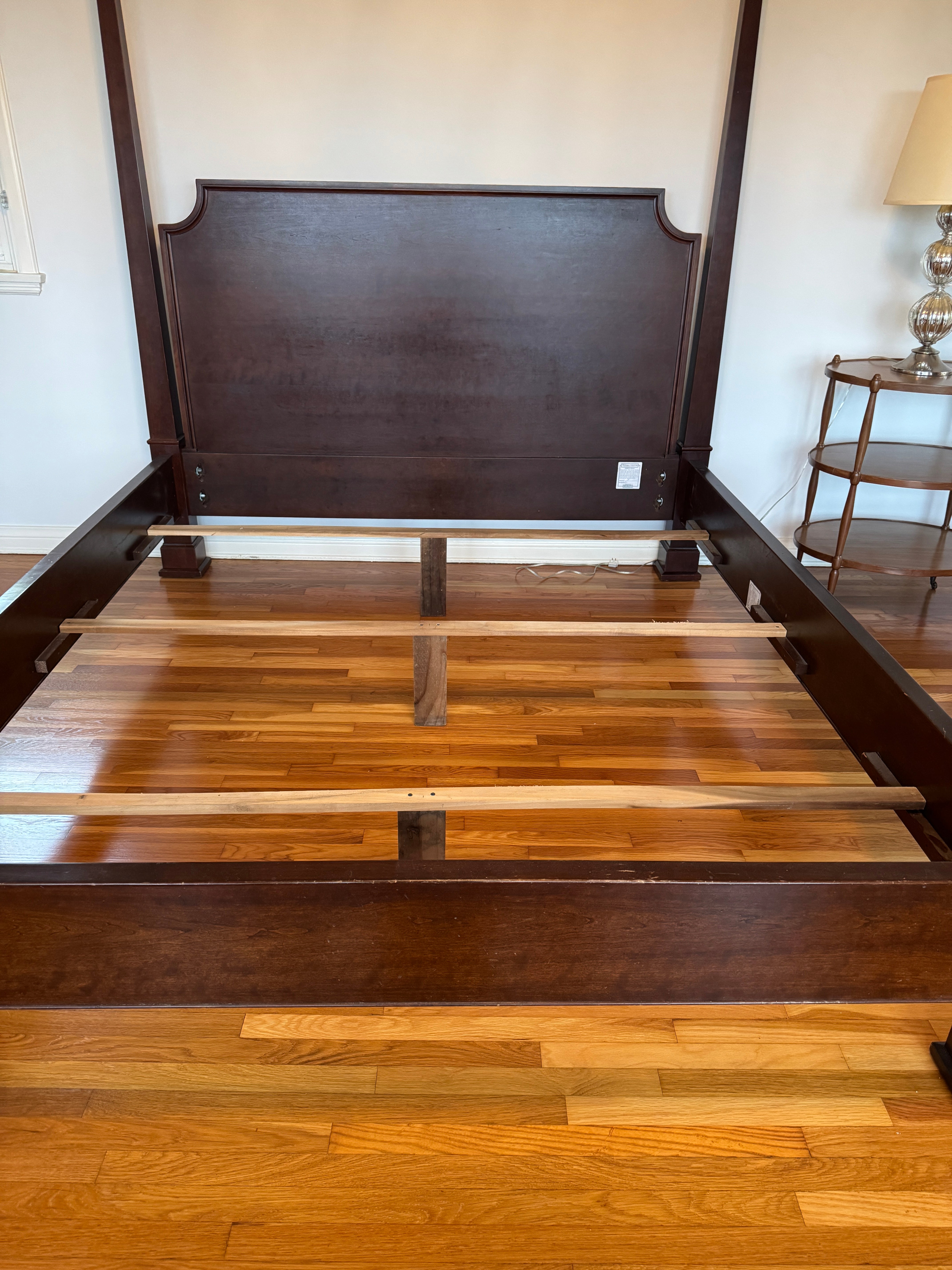 AF6-020: Restoration Hardware Four Poster California King Mahogany Bed Frame With Tester Late 20th Century